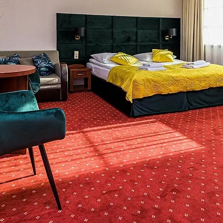 Stara Gorzelnia Hotel