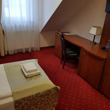 Stara Gorzelnia Hotel