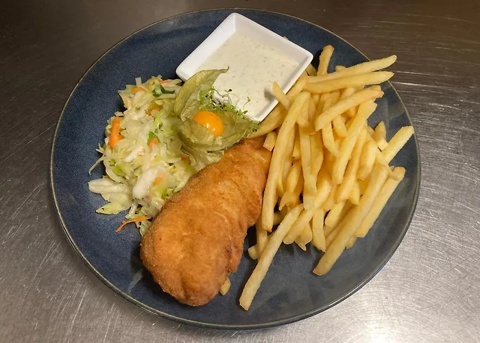 Stara Gorzelnia * Lichen Stary