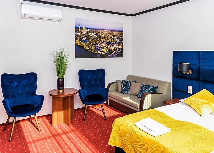 Stara Gorzelnia Hotel Lichen Stary