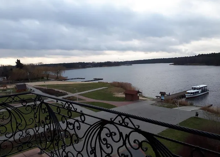 Stara Gorzelnia Hotel Lichen Stary